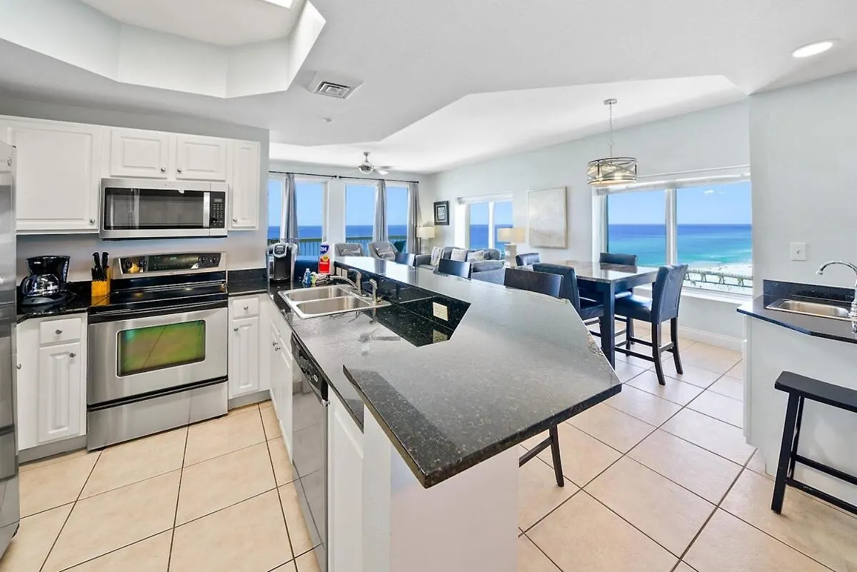 Apartment Calypso 1209W Corner 3Br 3Ba 2 Sets Of Beach Service Panama City Beach United States