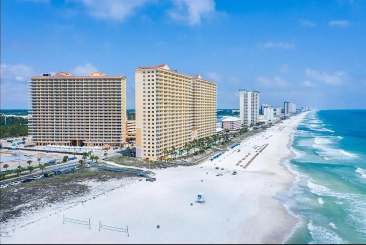 Calypso 1209W Corner 3Br 3Ba 2 Sets Of Beach Service Panama City Beach United States