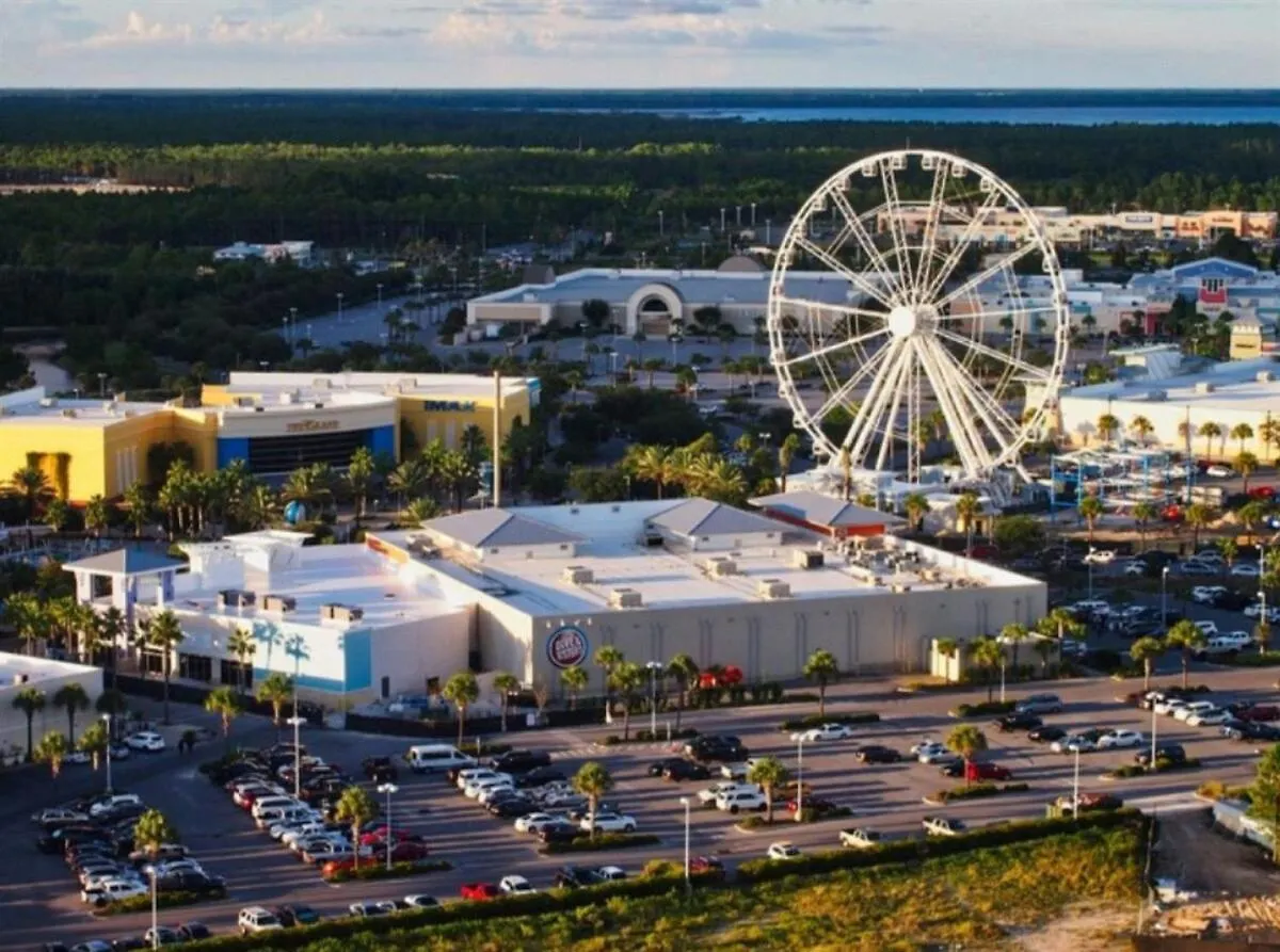 Apartment Calypso 1209W Corner 3Br 3Ba 2 Sets Of Beach Service Panama City Beach United States