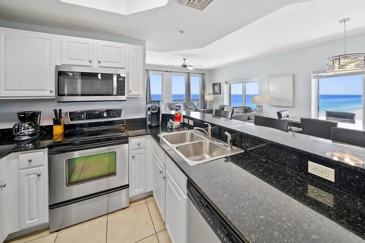 Apartment Calypso 1209W Corner 3Br 3Ba 2 Sets Of Beach Service Panama City Beach